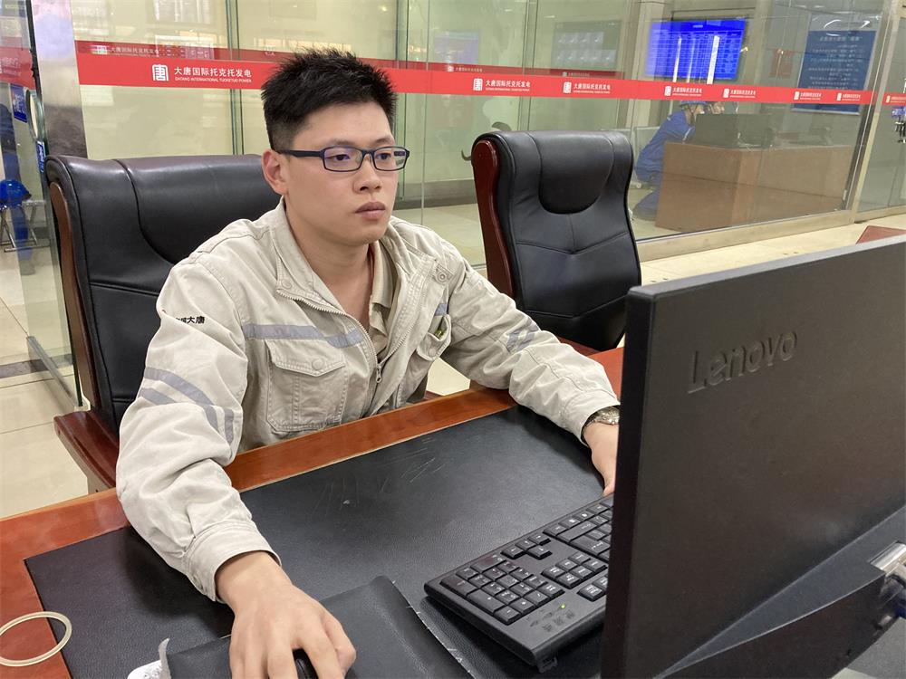 【奮斗大唐人】中國大唐技術(shù)能手｜王磊：堅(jiān)持終會(huì)抵達(dá)夢(mèng)想彼岸 (2).jpg