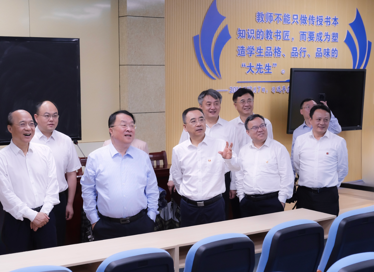 1729038193176029972.png 1.png