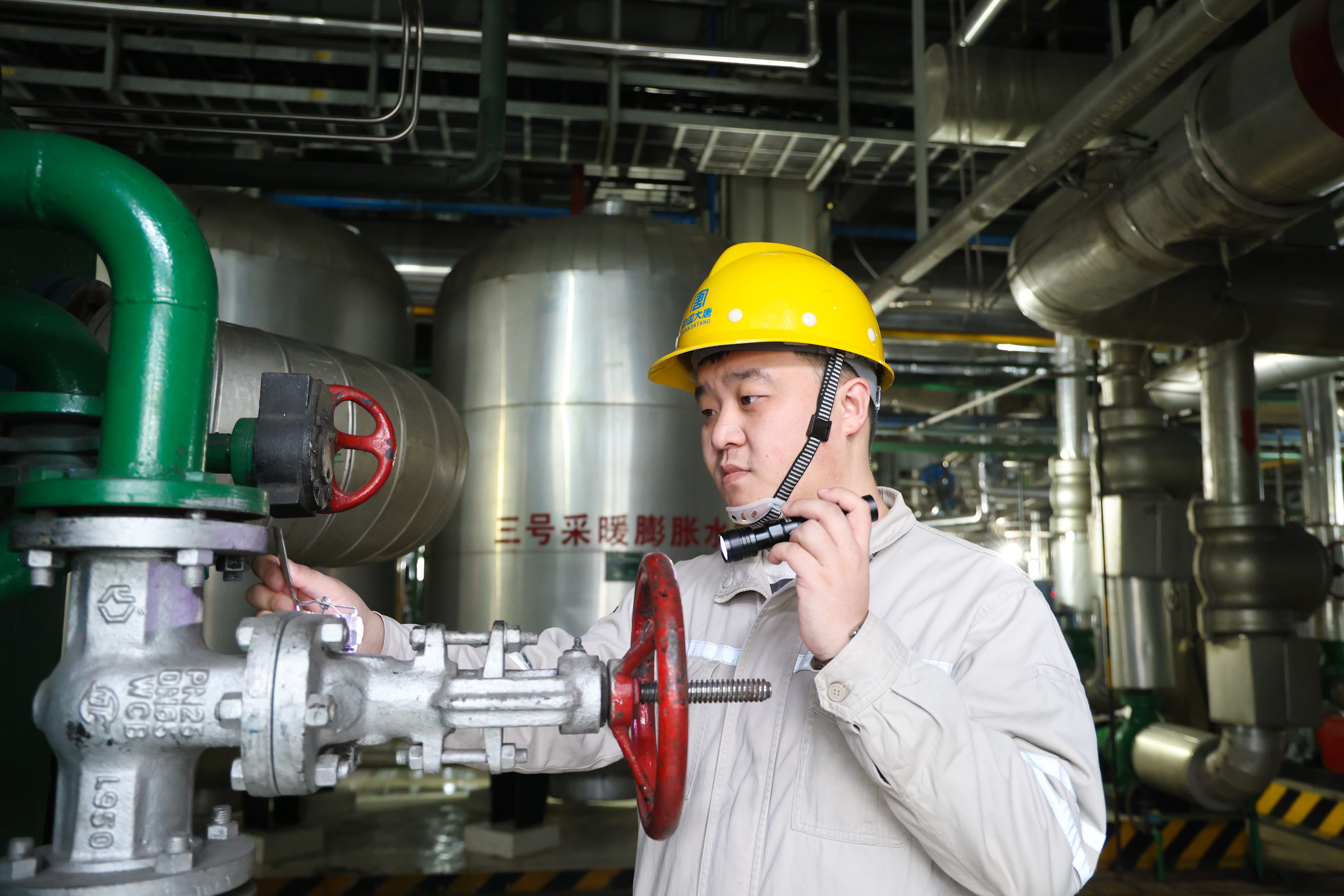 【奮斗大唐人】曹寧：璀璨星河中的奪冠之星 (5).jpg